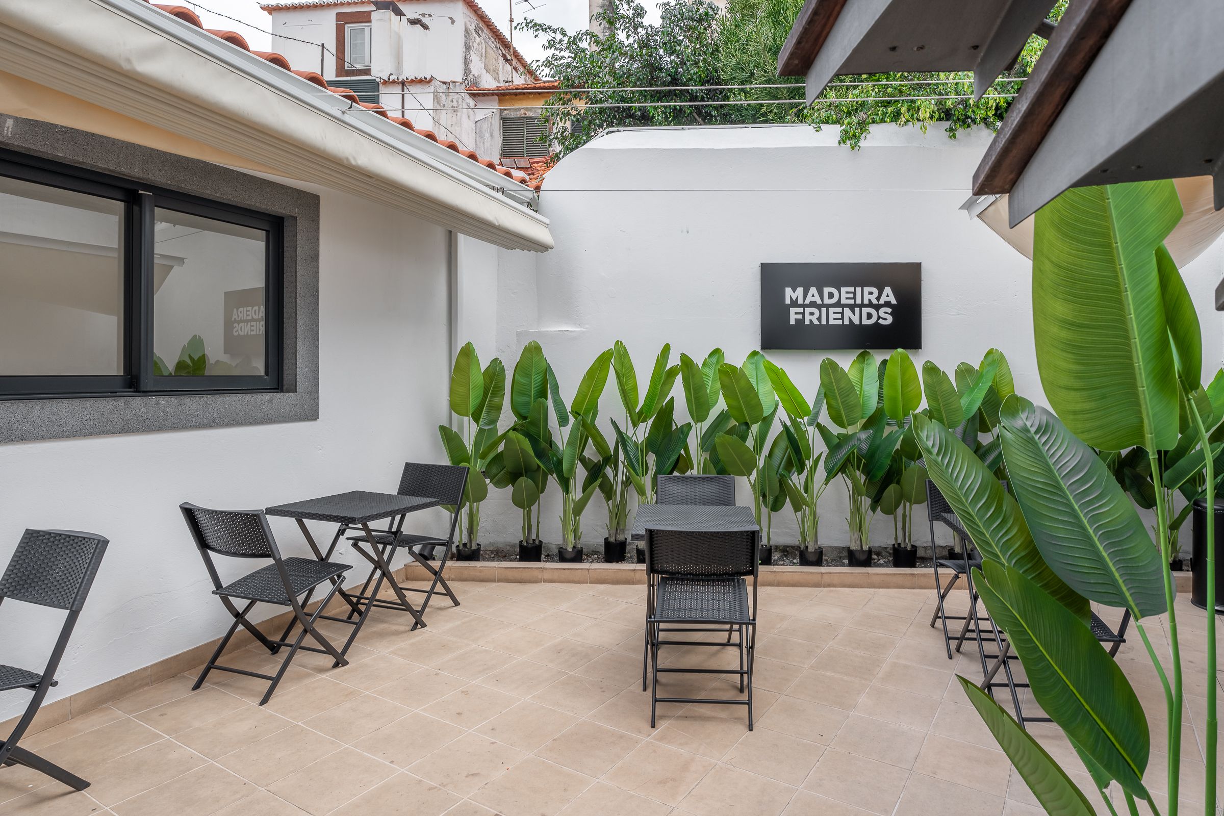 About HubMadeira